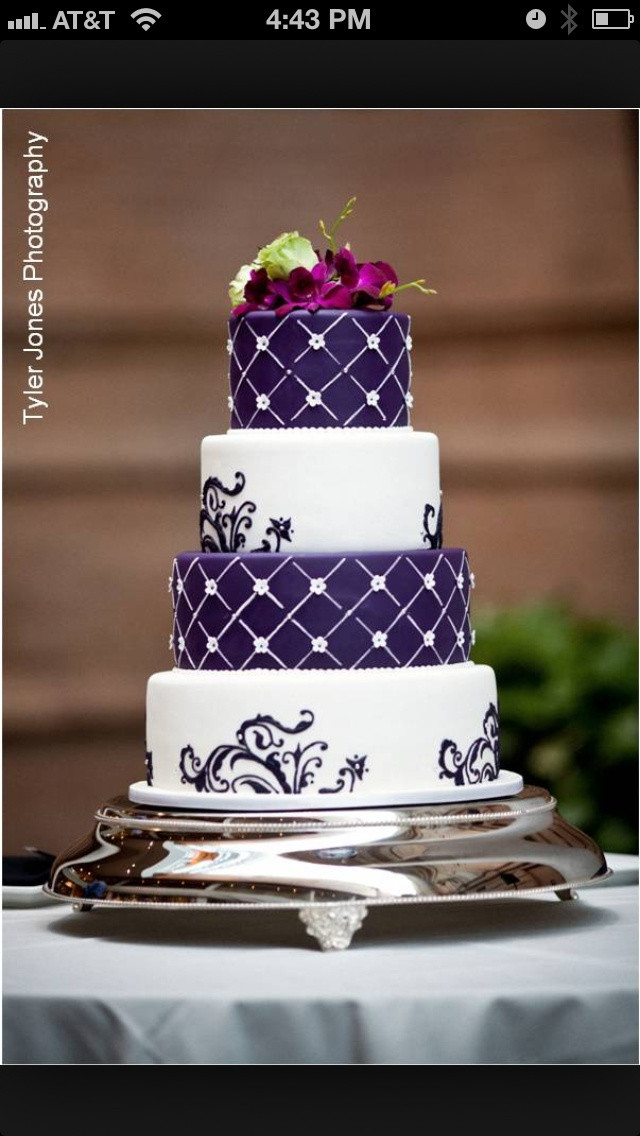 Plum Wedding Cakes
 Plum wedding cake