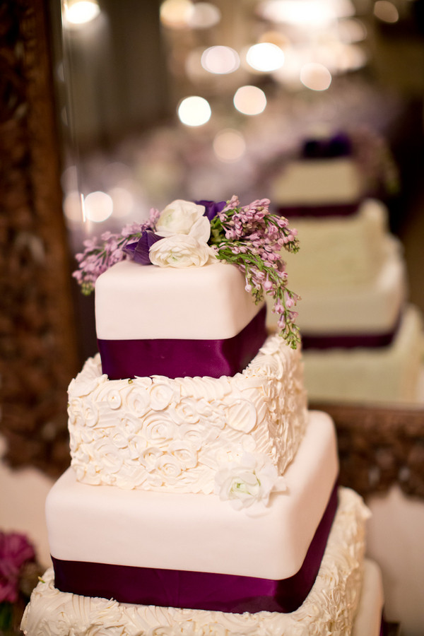 Plum Wedding Cakes
 Plum Wedding Theme