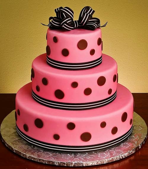 Polka Dots Wedding Cakes
 Very Hip Polka Dot Wedding Cakes