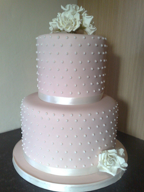 Polka Dotted Wedding Cakes
 Polka Dot Wedding Cake
