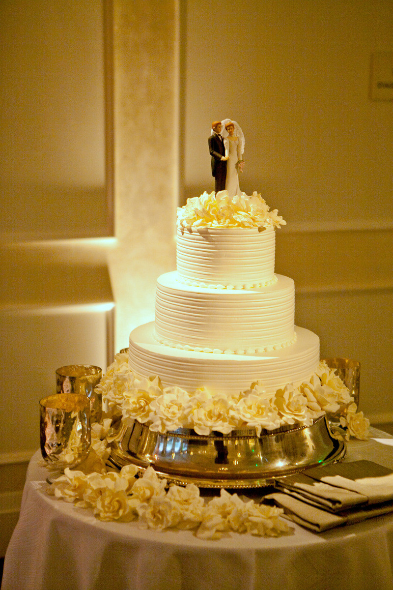 Portos Wedding Cakes Prices
 Portos wedding cake idea in 2017