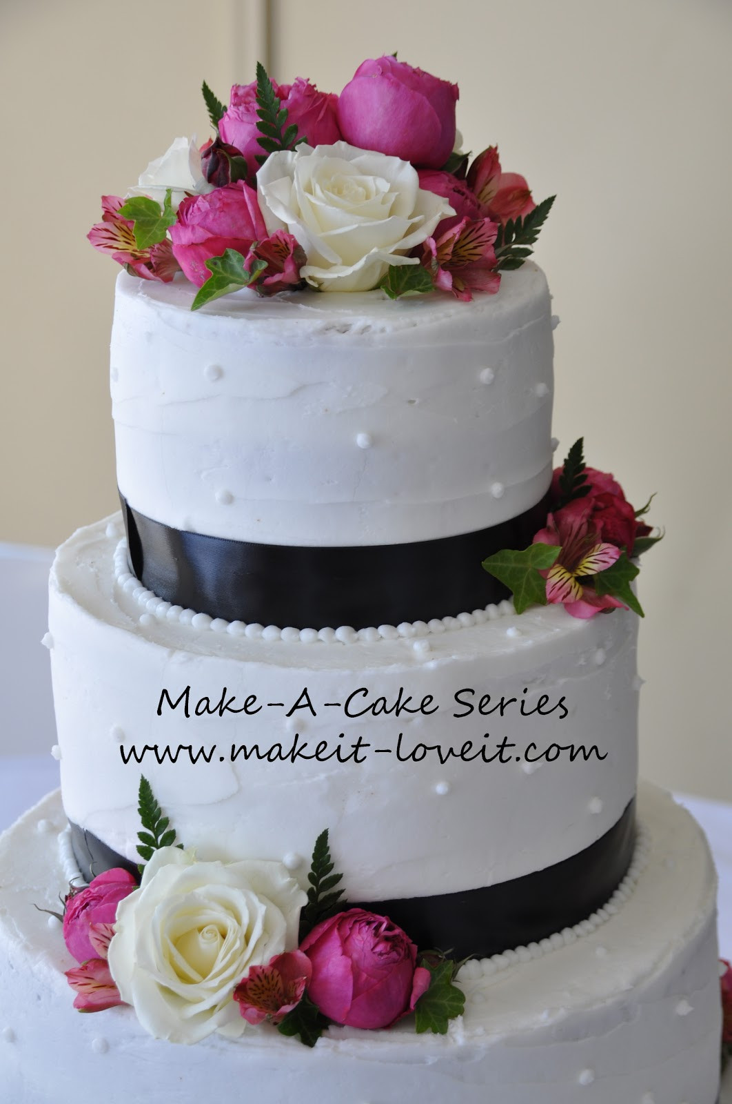 Prices Of Wedding Cakes
 Cake boss wedding cakes prices idea in 2017
