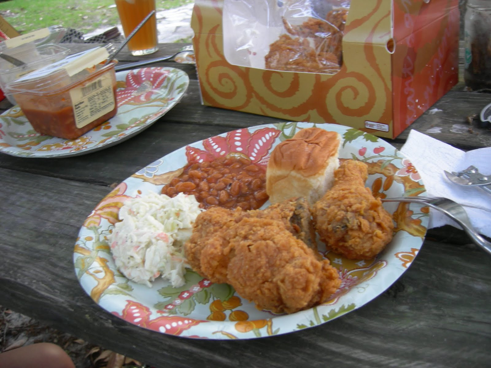 Publix Easter Dinner
 Long Distance Dining Monday his Fried Chicken dinner