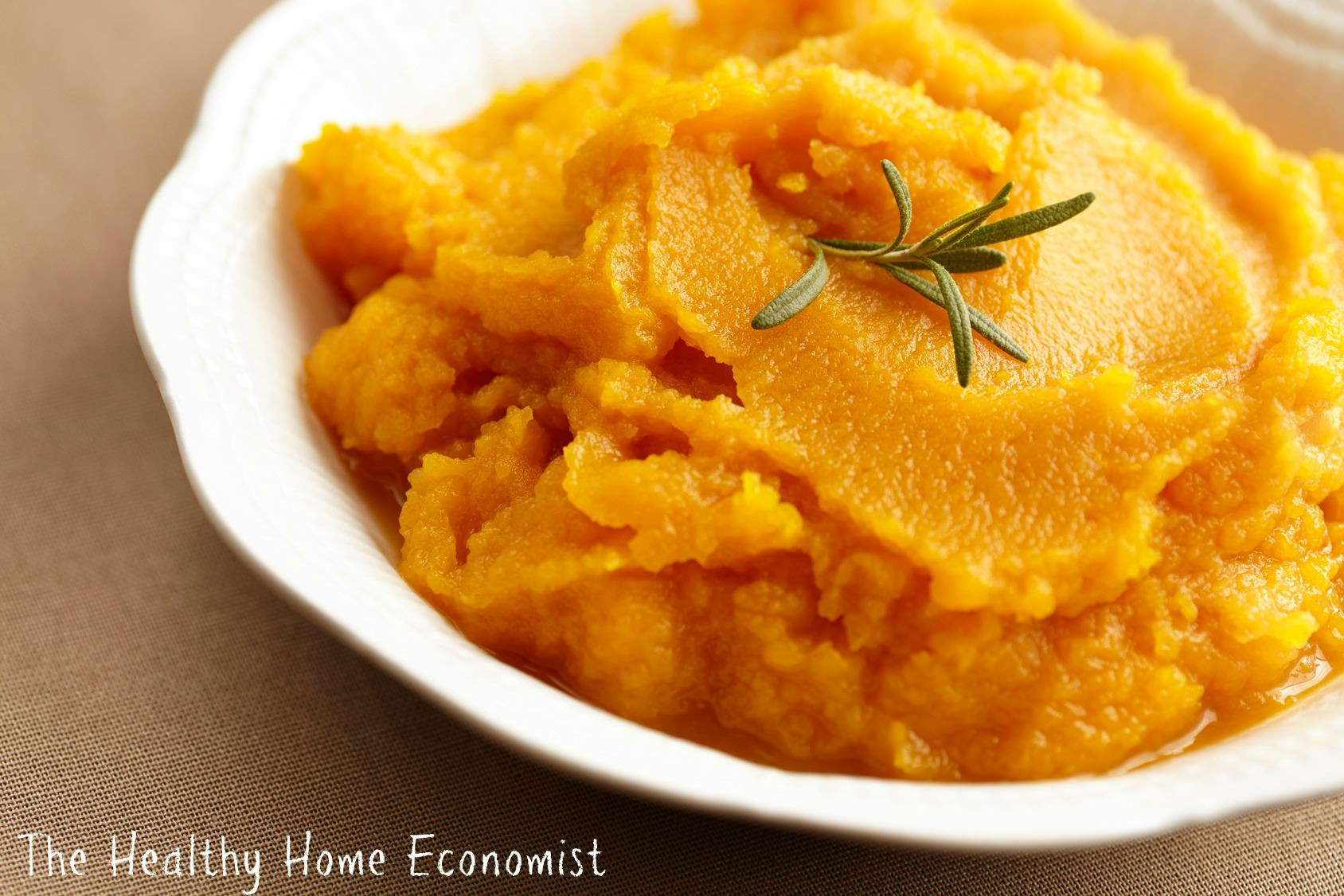 Pumpkin Puree Recipes Healthy
 Homemade Pumpkin Puree Recipe e Minute Video Demo