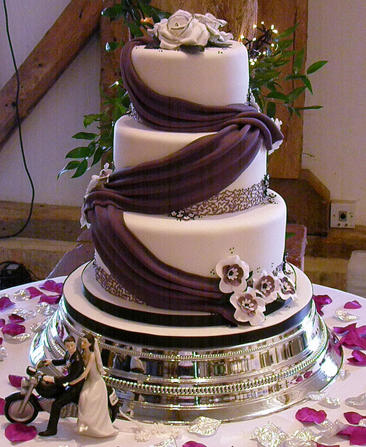Purple And Black Wedding Cakes
 purple black and white wedding cake