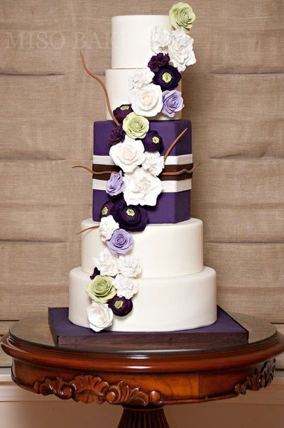 Purple And Green Wedding Cakes
 Purple and Green wedding cakes Juxtapost
