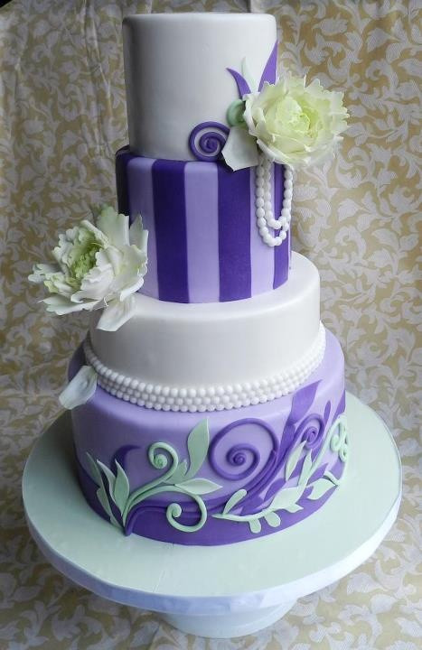 Purple And Green Wedding Cakes
 15 Artistic and Legendary Cakes for any Occasions