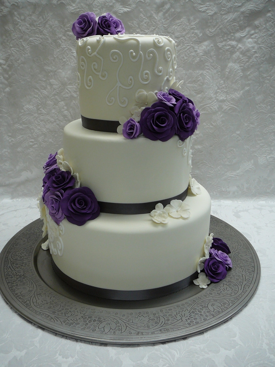 Purple And White Wedding Cakes
 Purple Roses Wedding Cake CakeCentral