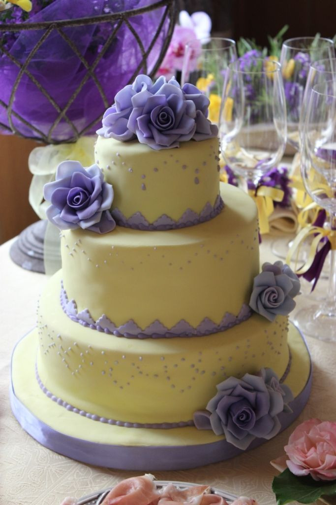 Purple And Yellow Wedding Cake
 Purple and yellow wedding cakes idea in 2017