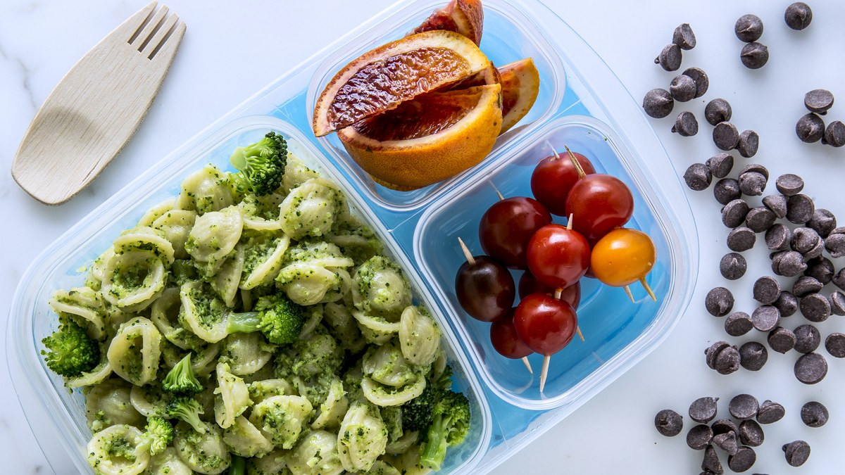 Quick Healthy Snacks For Work
 41 Quick & Easy School Lunch Ideas to Pack for Your Kids