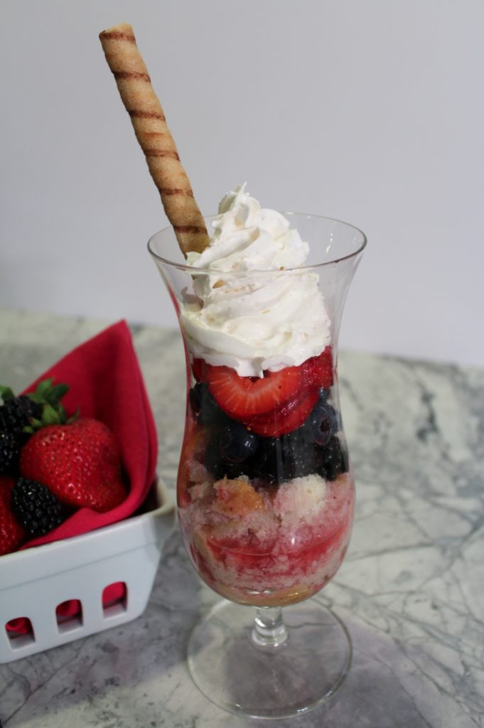 Quick Summer Desserts
 Berry Quick Summer Dessert