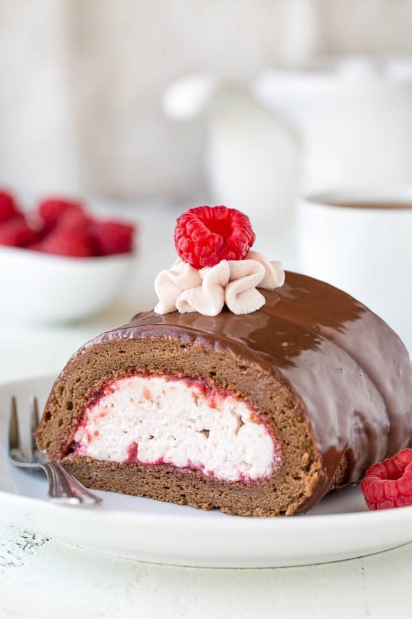 Raspberry Mousse Filling For Wedding Cake
 Chocolate Roll Cake with Raspberry Mousse Filling Sweet