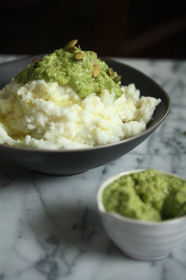 Recipe For Cauliflower Mashed Potatoes Healthy
 Paleo Cauliflower Mashed Potatoes Recipe with Scallions