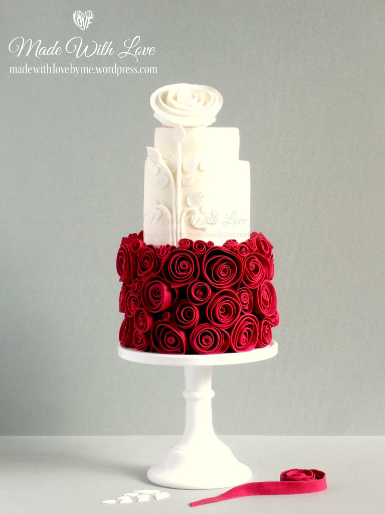 Red And White Wedding Cakes With Roses
 Snow White and Rose Red Cake