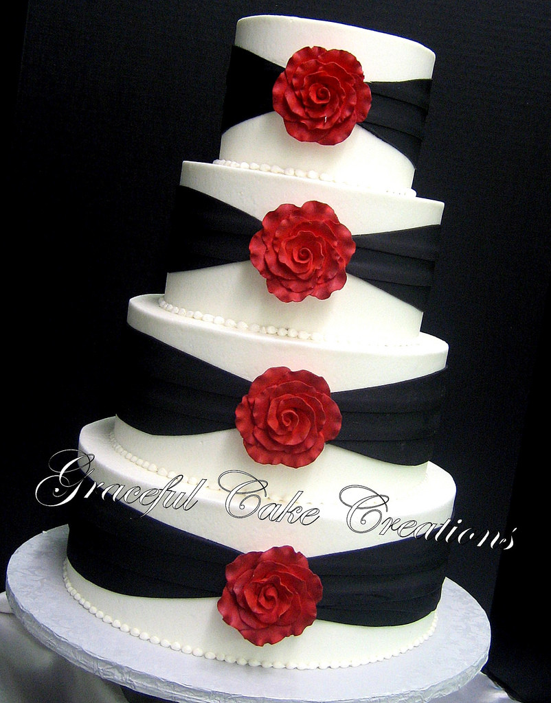 Red And White Wedding Cakes With Roses
 Red black and white wedding cakes with roses idea in