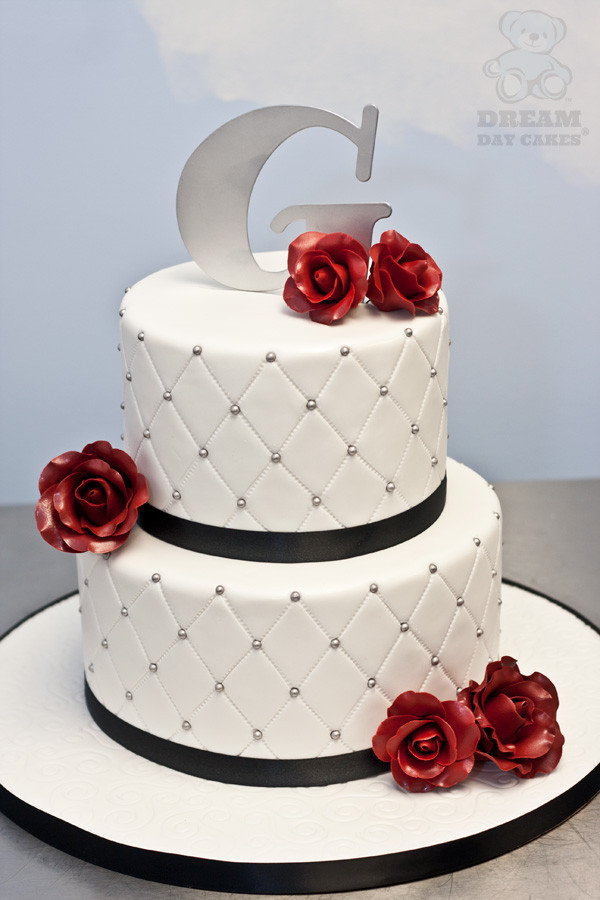 Red Rose Wedding Cakes
 Sugar Red Roses Wedding Cake