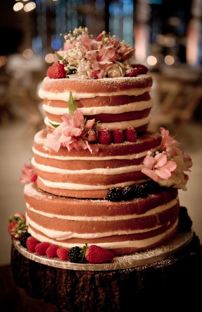 Red Velvet Wedding Cake
 Dulcet Red Velvet Wedding Cake Ideas – WeddCeremony