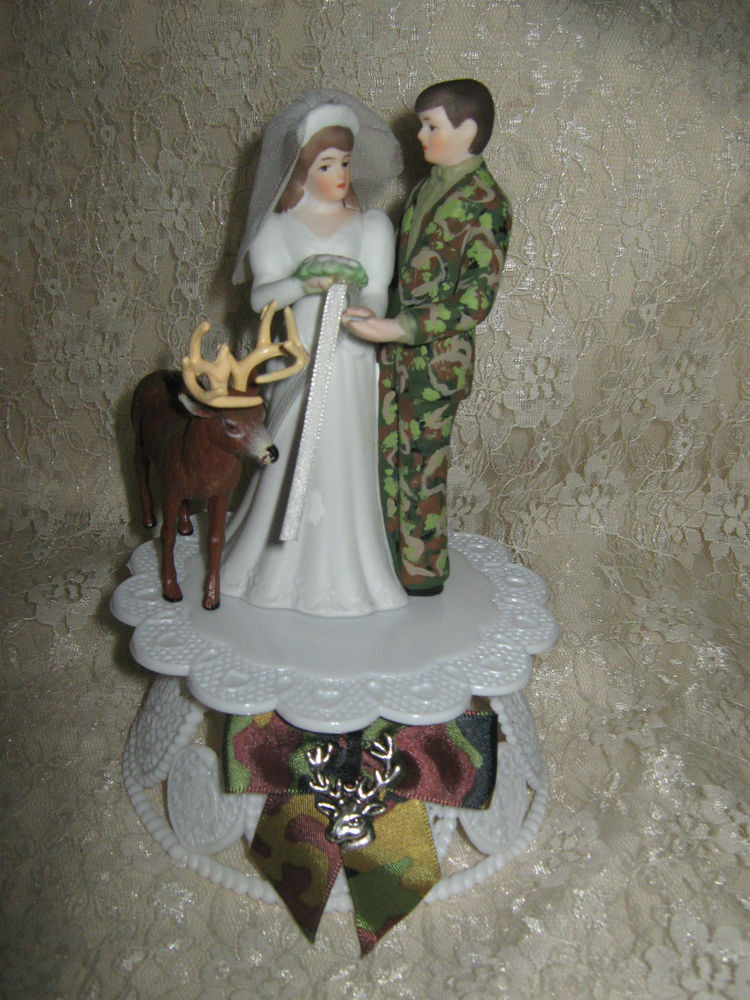 Redneck Wedding Cakes Toppers
 HUNTER REDNECK BUCK DEER BRIDE CAMO GROOM WEDDING CAKE