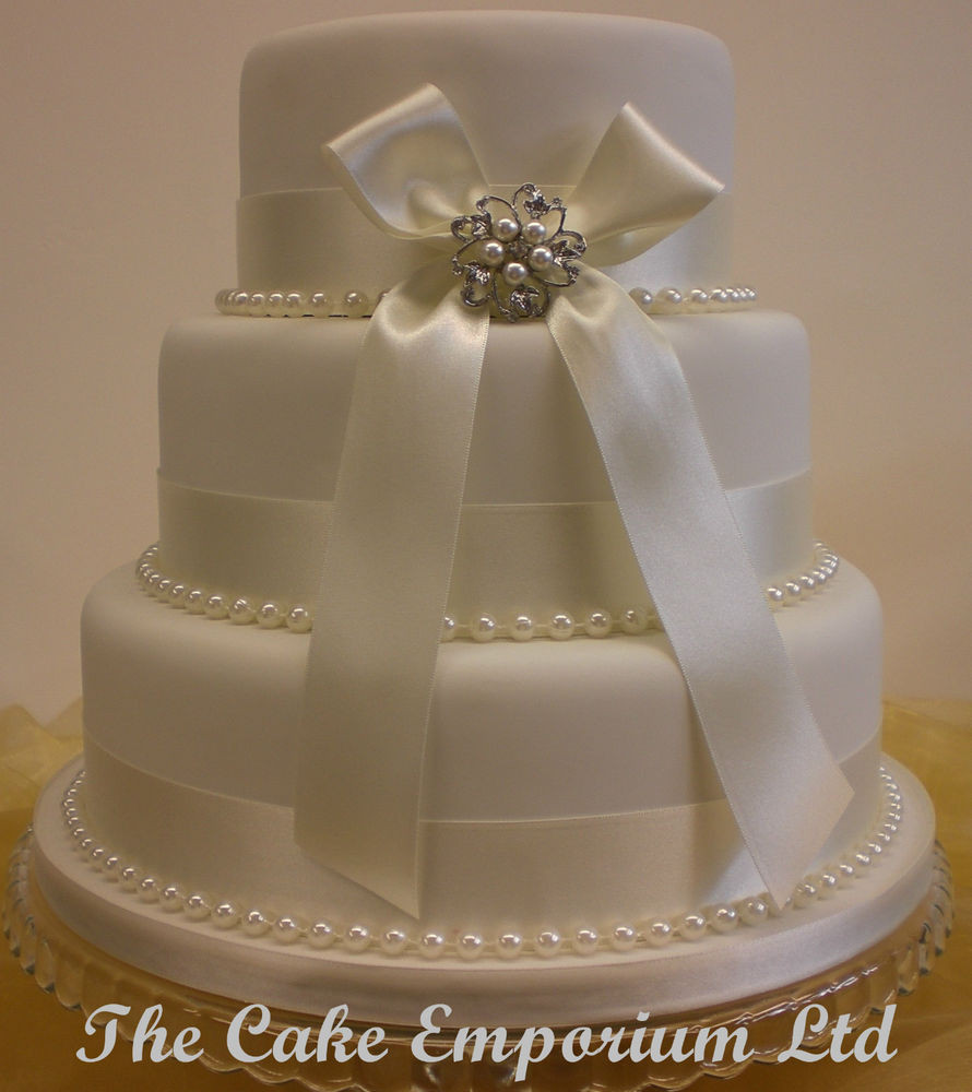 Ribboned Wedding Cakes
 WEDDING CAKE – BRIDAL PEARL BROOCH – PEARL OR DIAMANTE AND