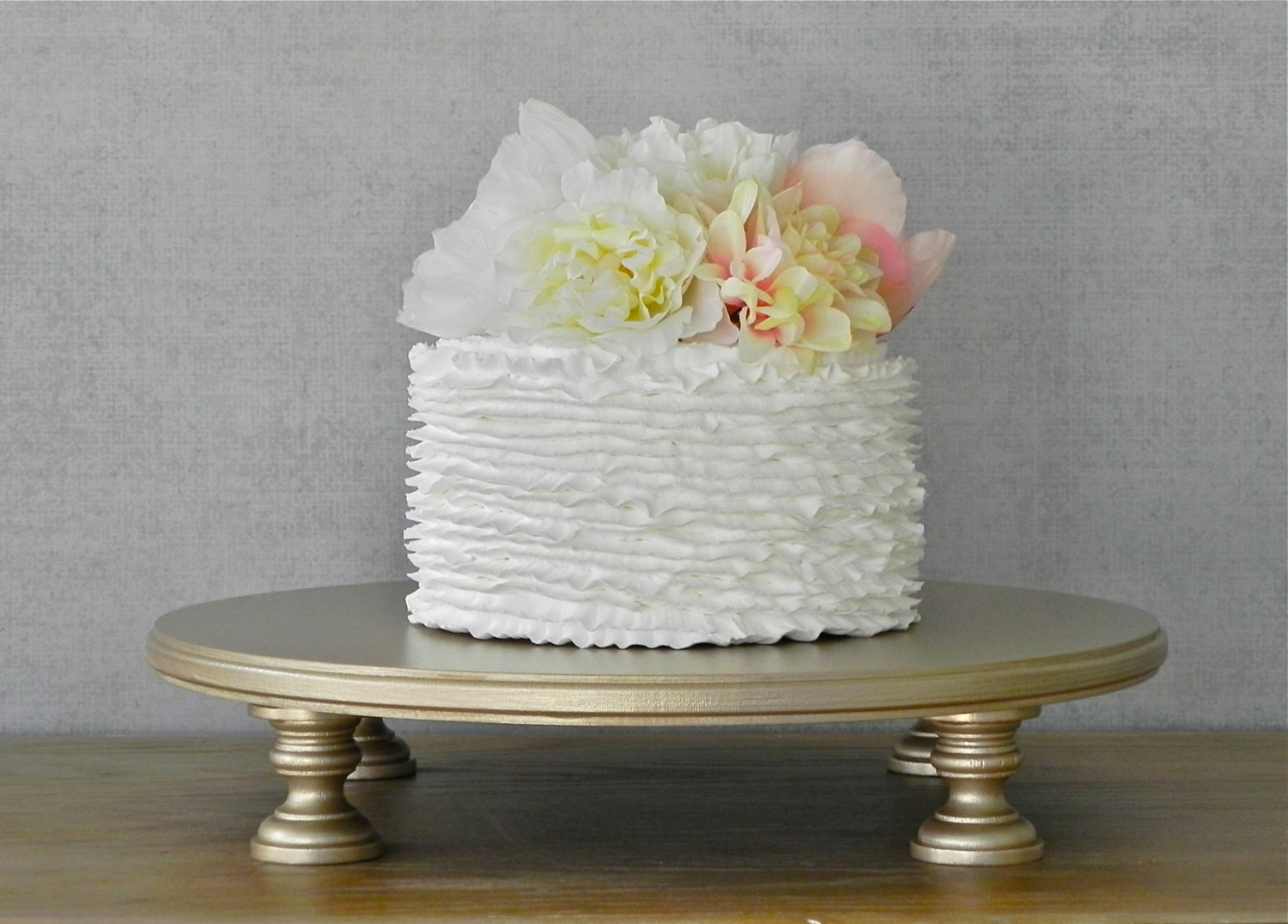Round Cake Stands For Wedding Cakes
 18 Cake Stand Wedding Champagne Round Cupcake Grooms