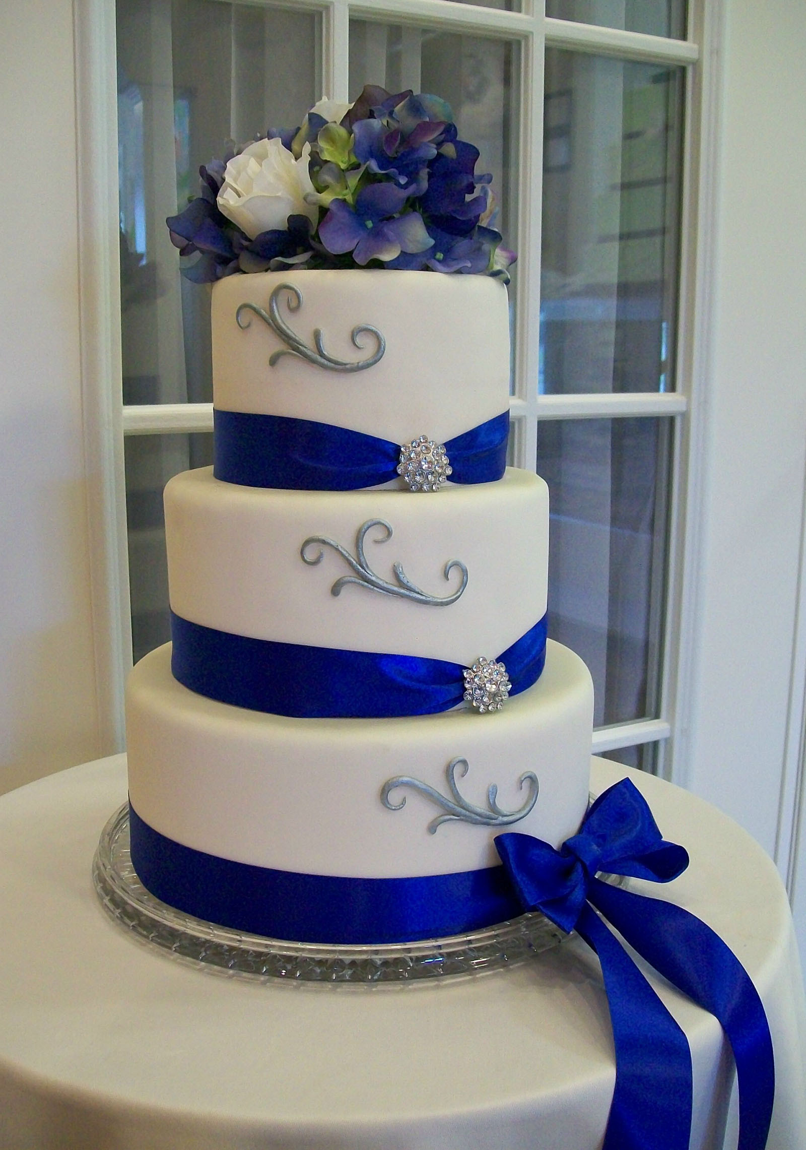 Royal Blue Wedding Cakes Designs
 Trendy Royal Blue Wedding Cake Designs Wedding Cakes