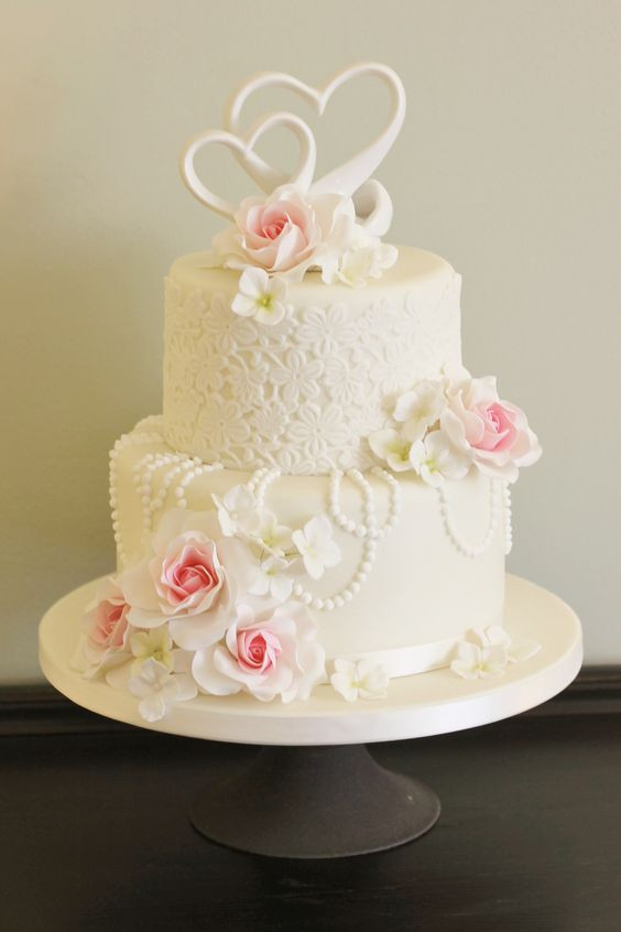 Royal Icing Flowers For Wedding Cakes
 Pinterest • The world’s catalog of ideas