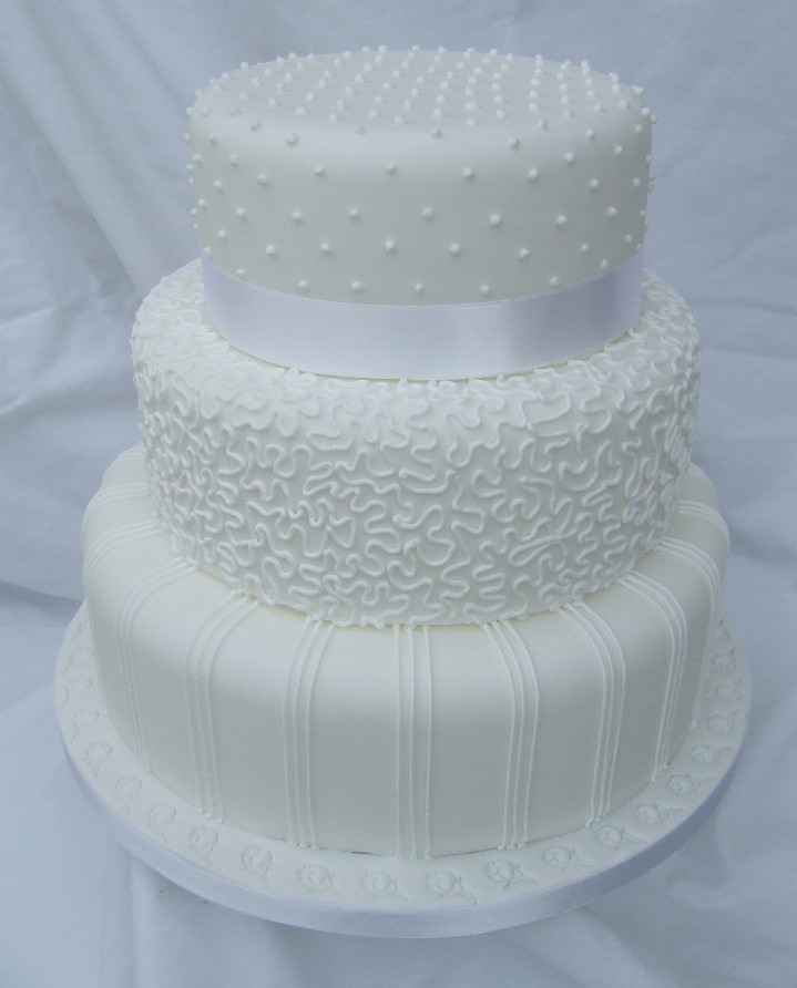 Royal Icing Wedding Cakes
 Gallery