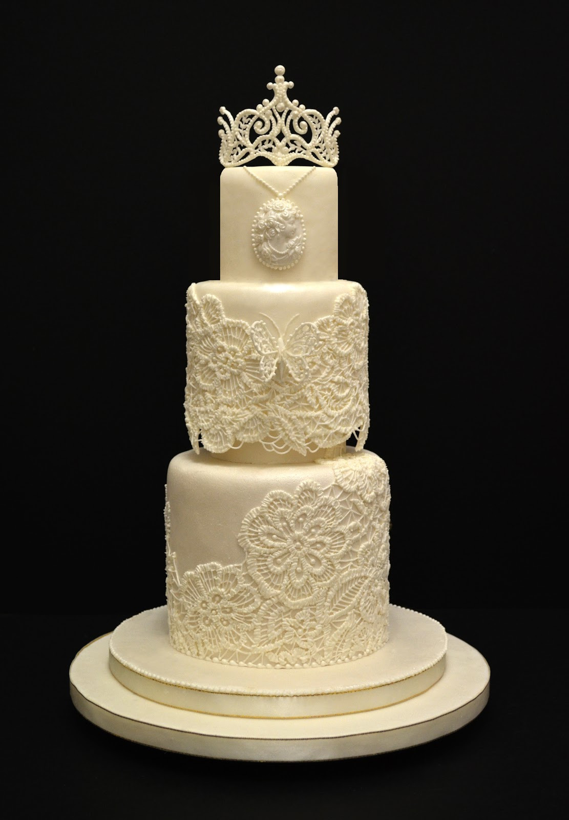 Royal Icing Wedding Cakes
 vinism sugar art the bride