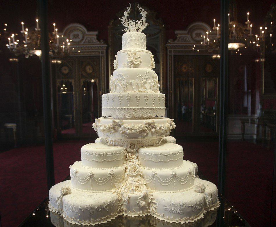 Royal Wedding Cakes
 Kate Middleton s Eight Tiered Wedding Cake Slice Fetches £