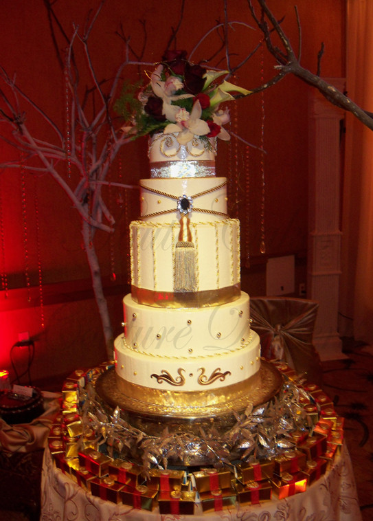 Royalty Wedding Cakes
 Weddings Haute Cakes