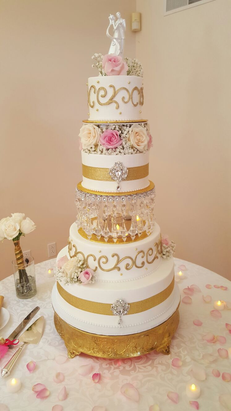 Royalty Wedding Cakes
 Wedding Cakes