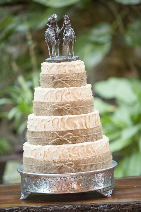 Rustic Wedding Cakes Pictures
 30 Burlap Wedding Cakes for Rustic Country Weddings