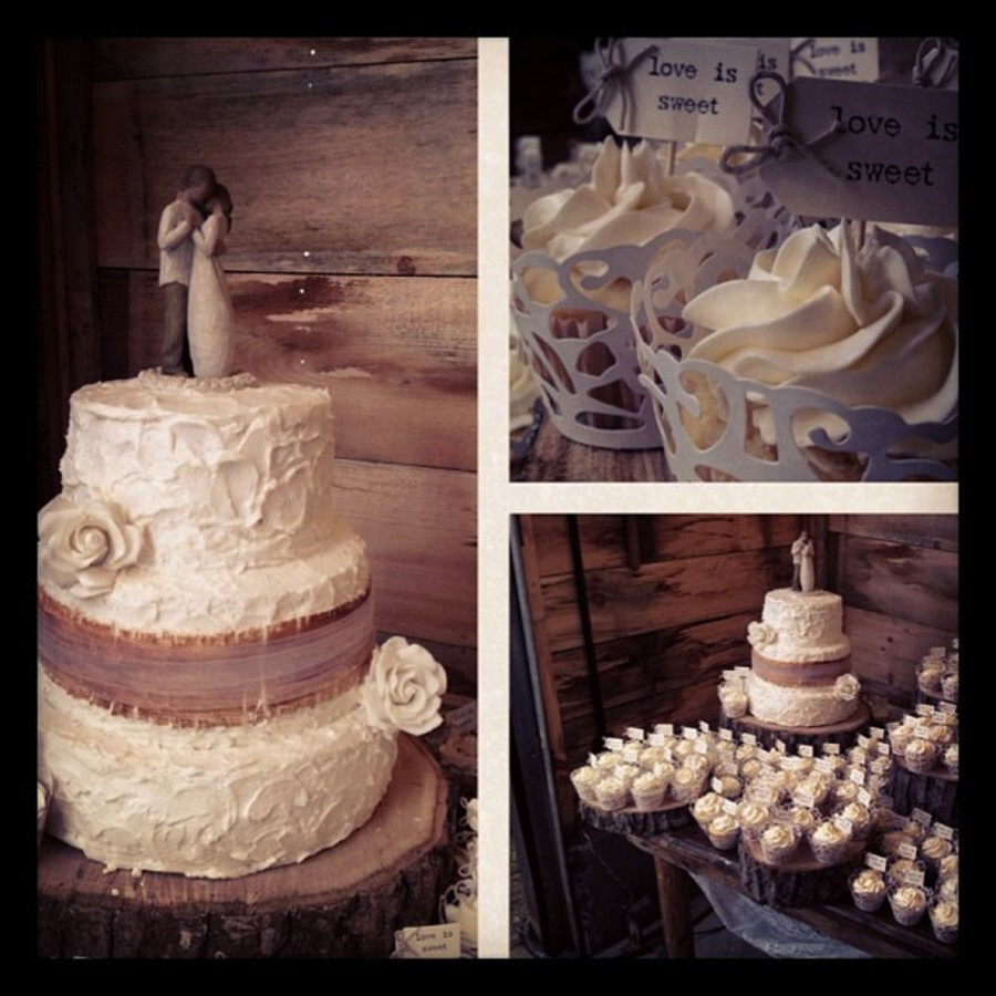 Rustic Wedding Cakes With Burlap
 Rustic Wedding Cake Adorned With Burlap Made From Fondant