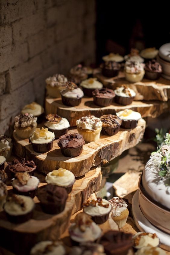 Rustic Wedding Cakes With Cupcakes
 25 Amazing Rustic Wedding Cupcakes & Stands