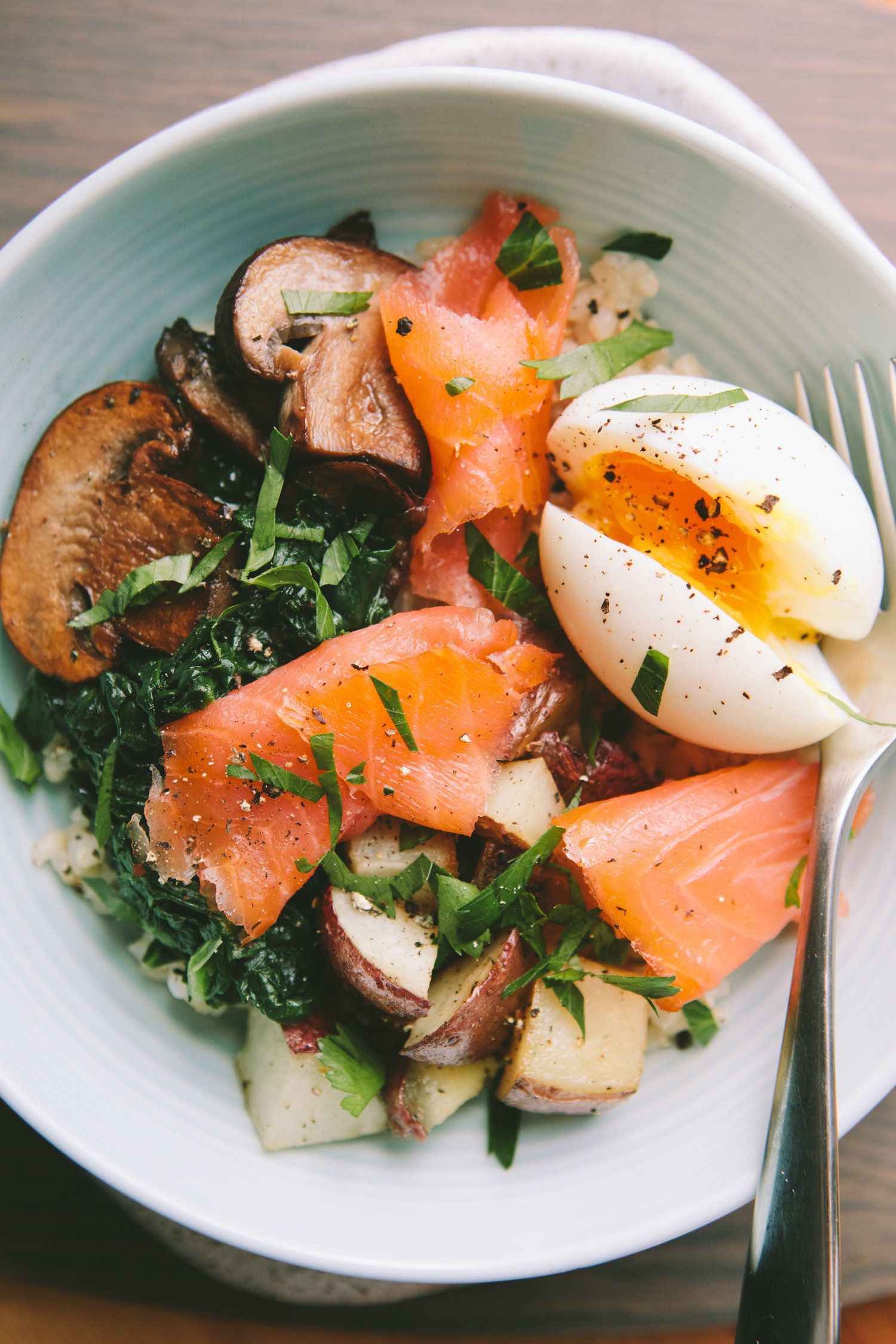 Salmon For Breakfast Healthy
 Smoked Salmon Breakfast Bowl with a 6 Minute Egg