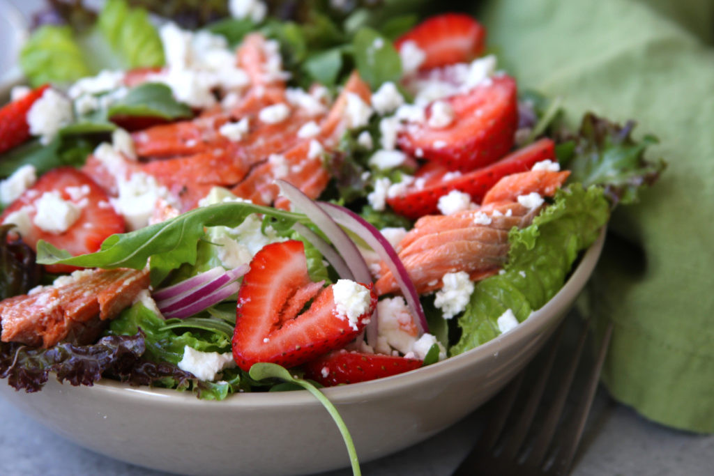 Salmon Salad Recipes Healthy
 Simple Strawberry Salmon Salad The Fed Up Foo