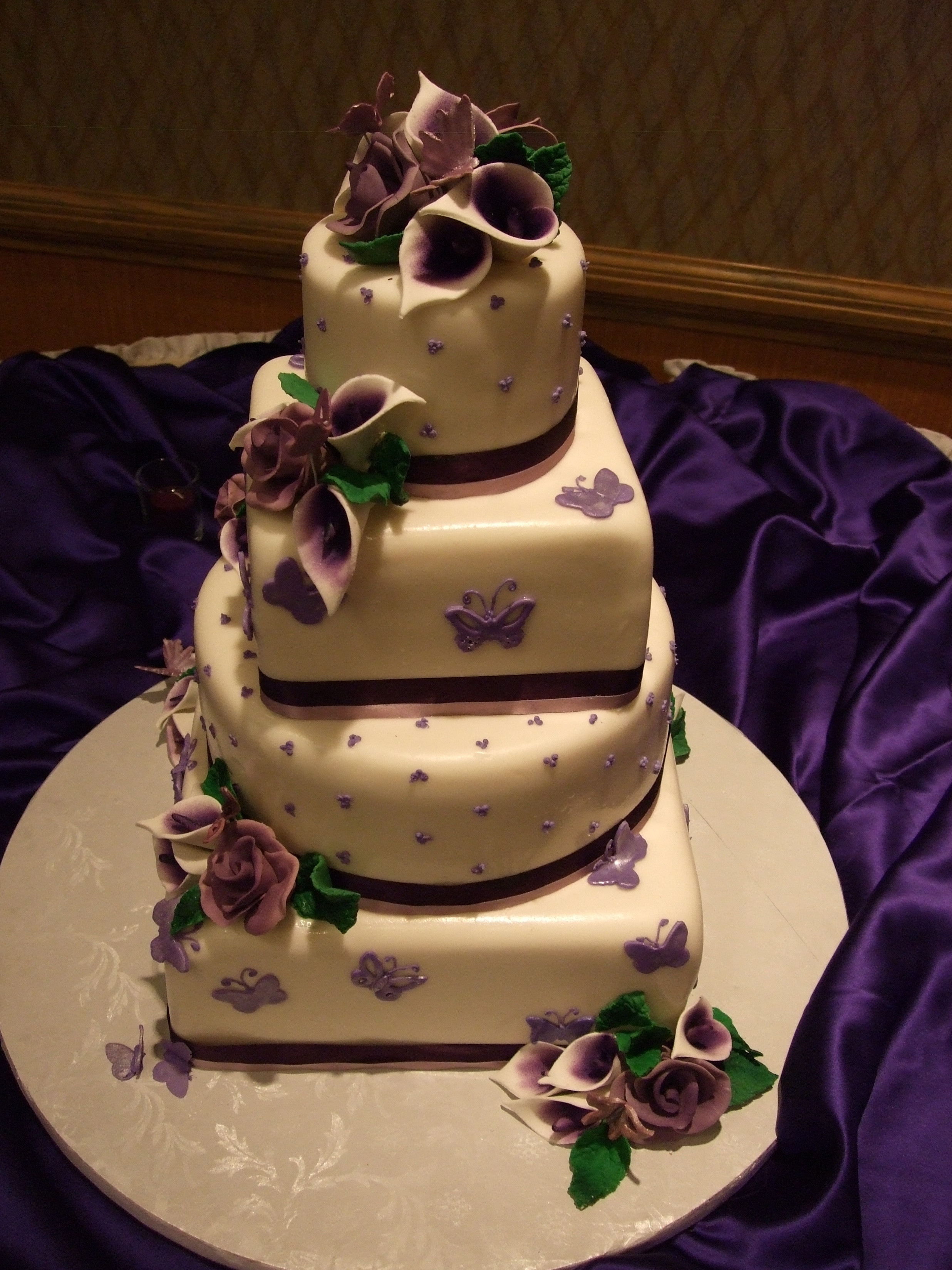 Sams Wedding Cakes
 Poco Diablo Resort hosts the Sedona Wedding of Winnie and
