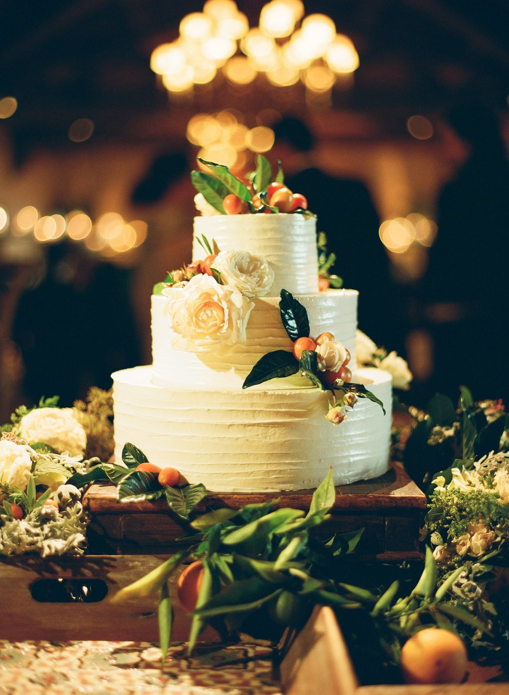 Santa Barbara Wedding Cakes
 Tasty Trendy Tuesday Wedding Cake Roundup — Santa