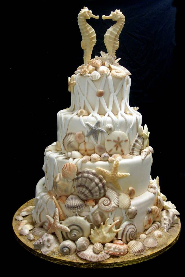 Seashell Wedding Cakes
 shell1