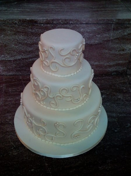 Seattle Wedding Cakes
 Let Them Eat Cake Reviews & Ratings Wedding Cake