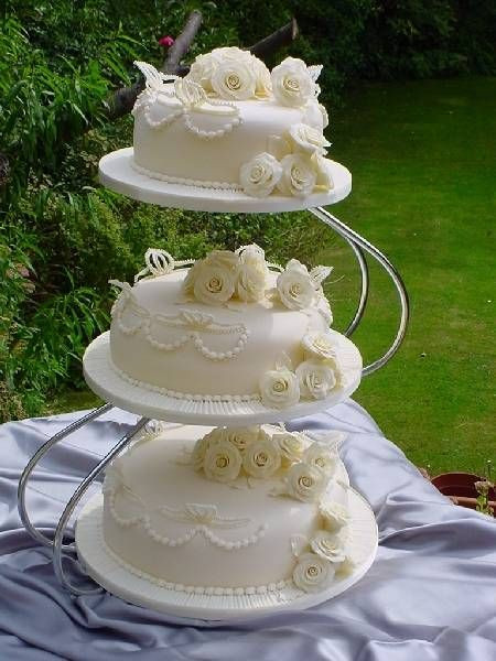 Seperate Tier Wedding Cakes
 170 best images about Wedding cakes seperate tiers on