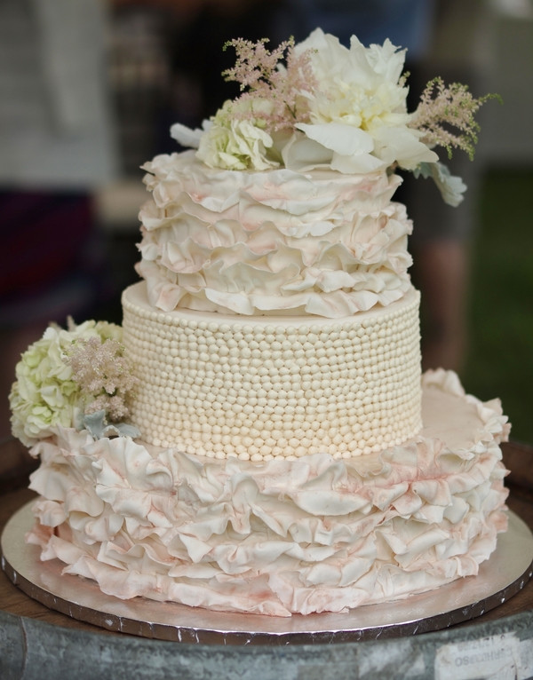 Shabby Chic Wedding Cakes
 These Shabby Chic Wedding Details Will Make You Swoon