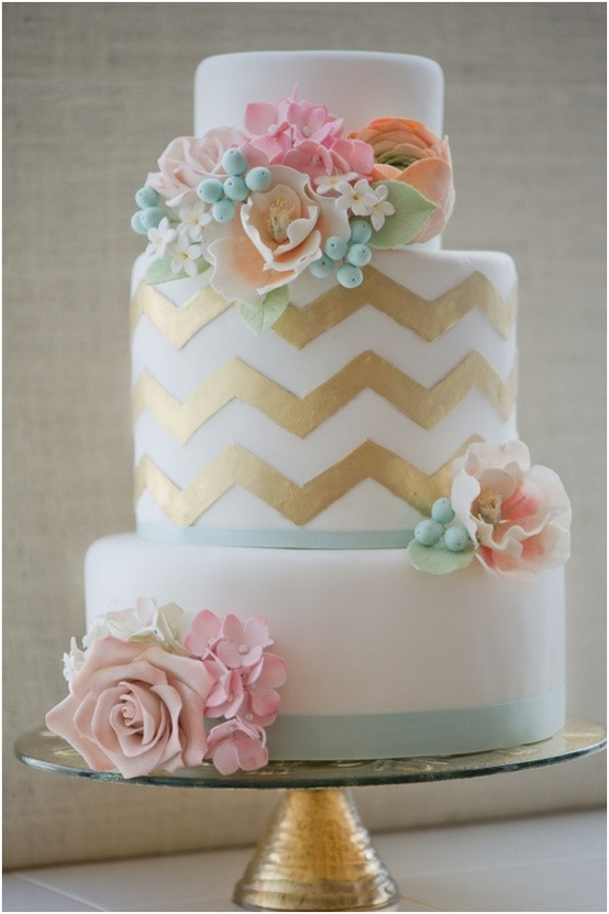 Shabby Chic Wedding Cakes
 Shabby Chic Wedding Inspiration