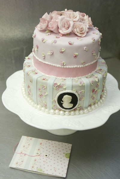 Shabby Sheek Wedding Cakes
 UN FINALE TUTTO SHABBY… SECONDA PARTE… – Fashioniamoci