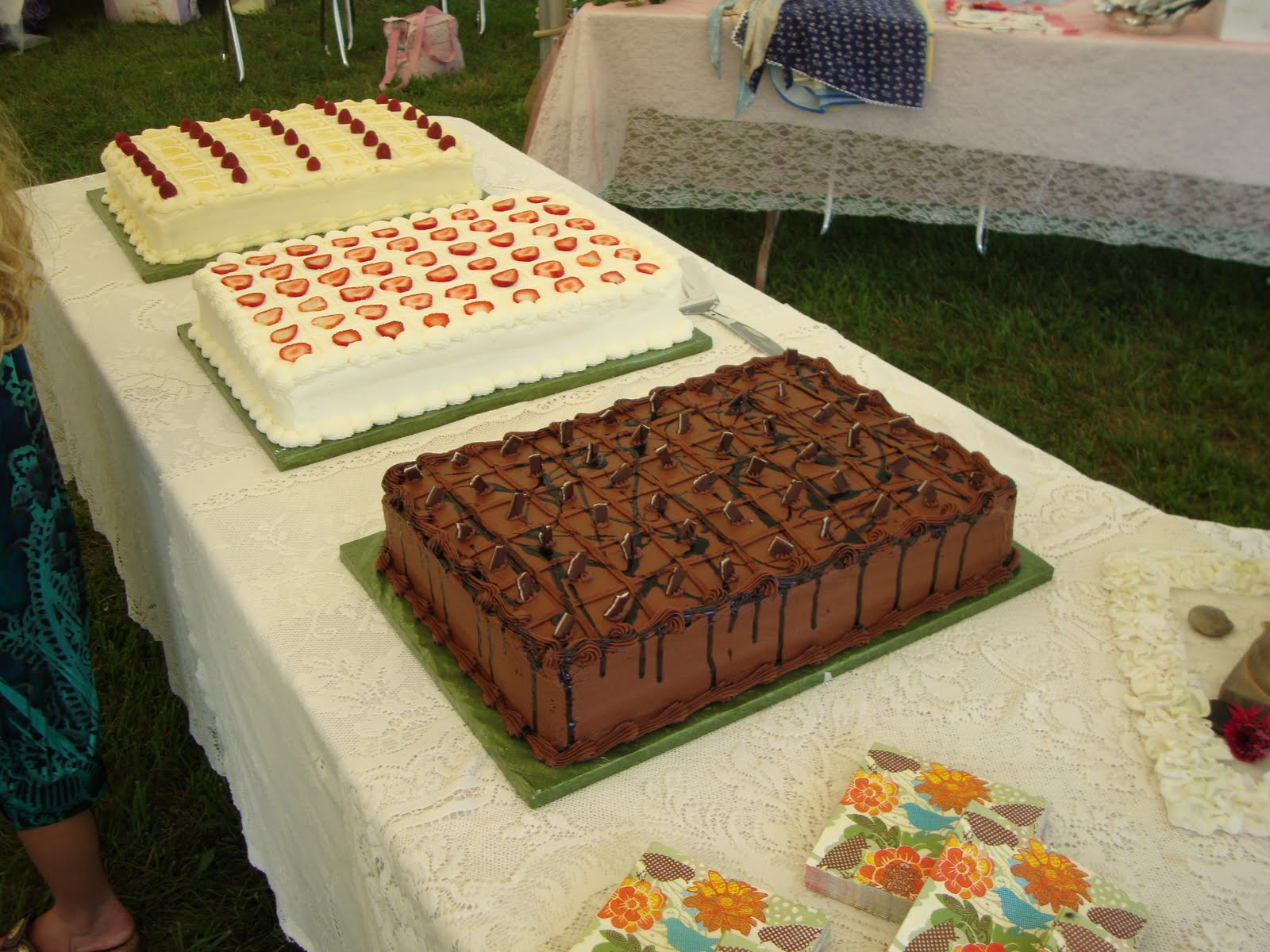 Sheet Cake Wedding
 THE HOT SPOT A Small Glimpse Into A Wedding