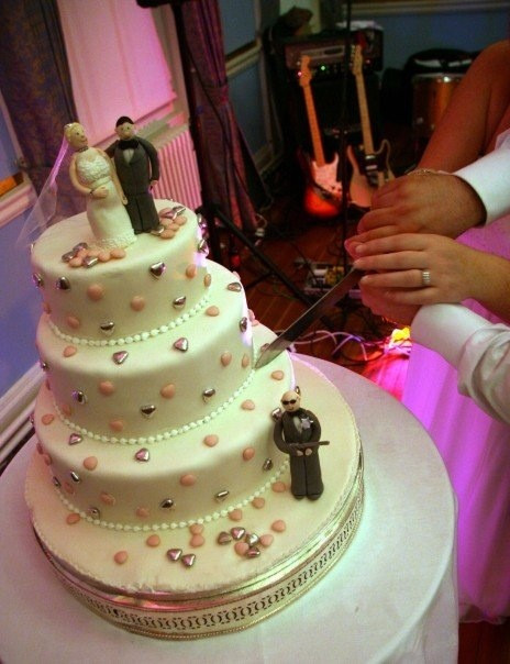 Show Me Pictures Of Wedding Cakes
 MagicMum • View topic Show me your wedding cake