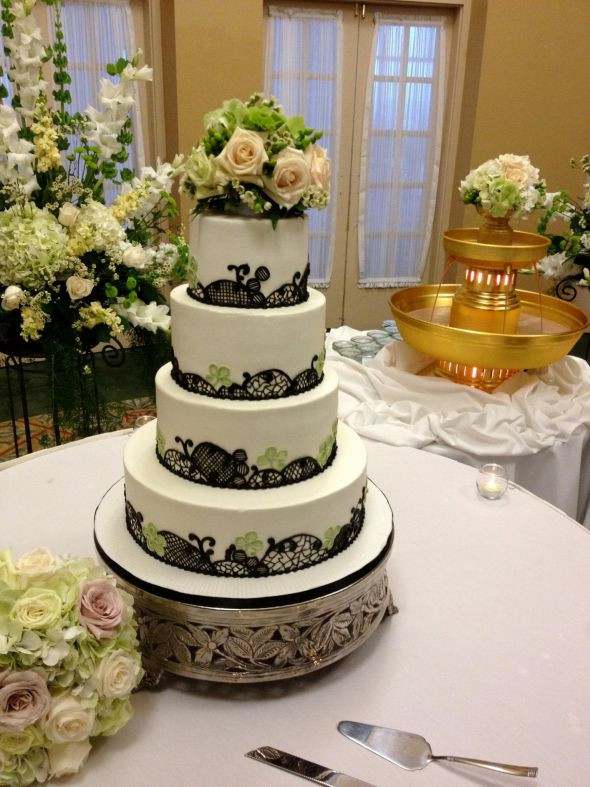 Show Me Wedding Cakes the Best Show Me Your Fondant Free Lace themed Wedding Cakes Please