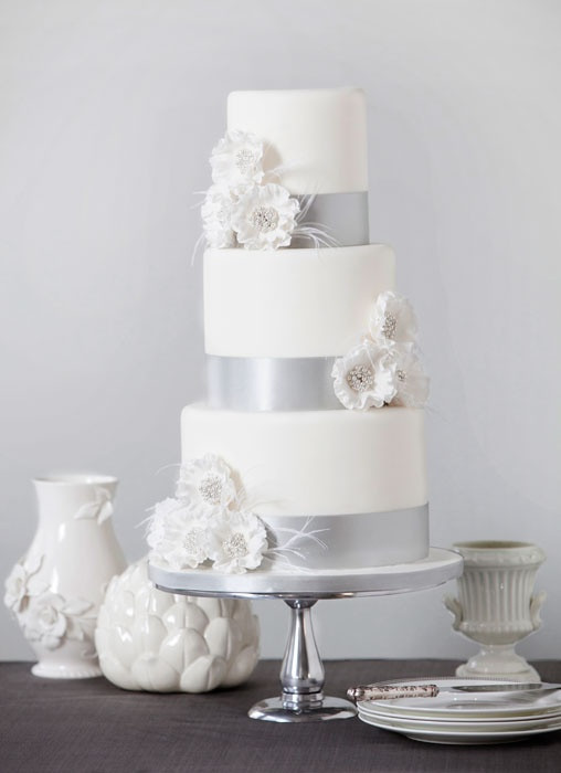 Silver And White Wedding Cake
 silver and white cake