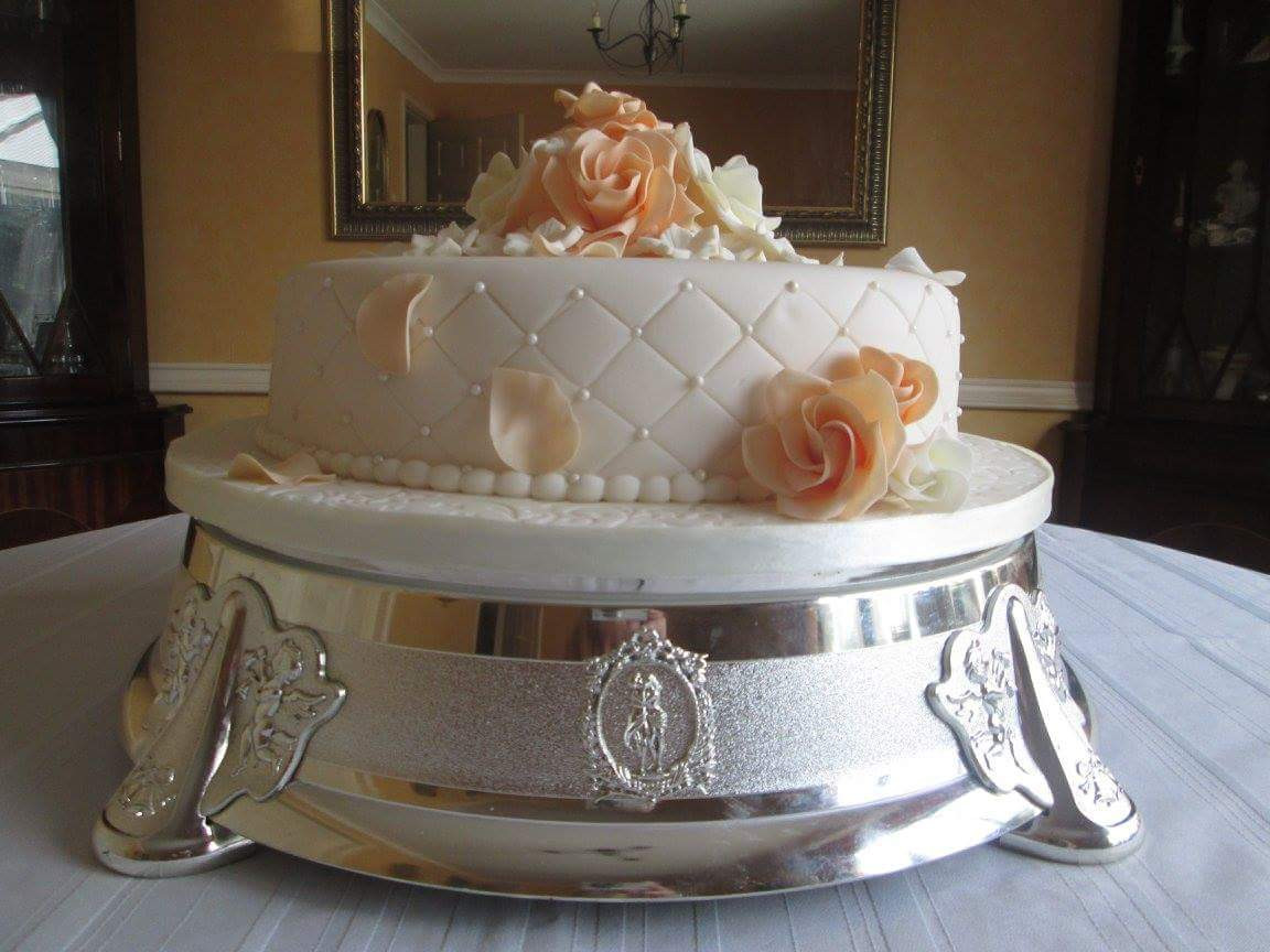 Silver Cake Stands For Wedding Cakes
 65 Irresistible Wedding Cake Stands To Swear