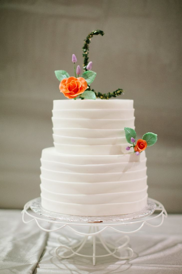 Simple 2 Tier Wedding Cakes
 Simple Two Tiered Wedding Cake